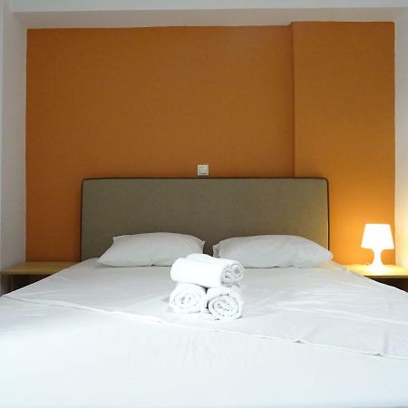 Down Town Comfort Apartment Athens Ngoại thất bức ảnh