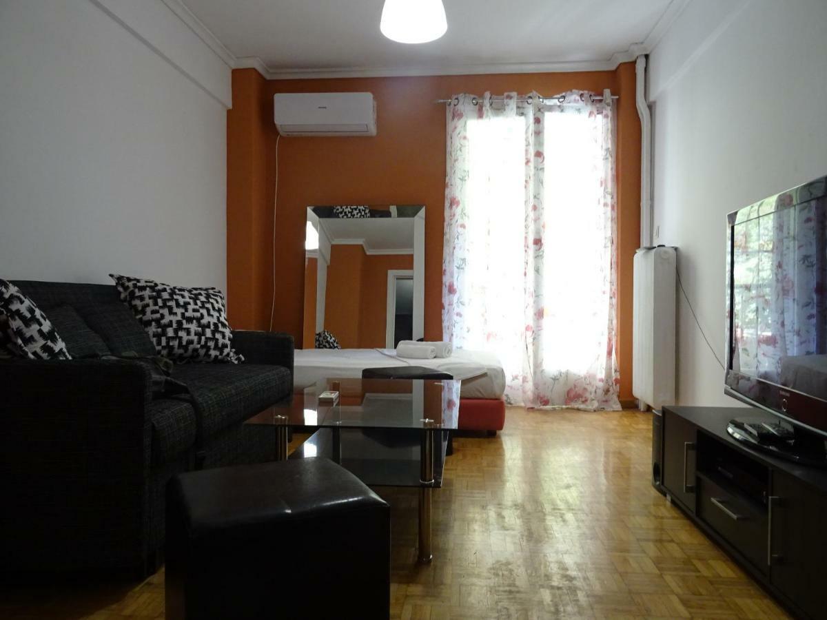 Down Town Comfort Apartment Athens Ngoại thất bức ảnh