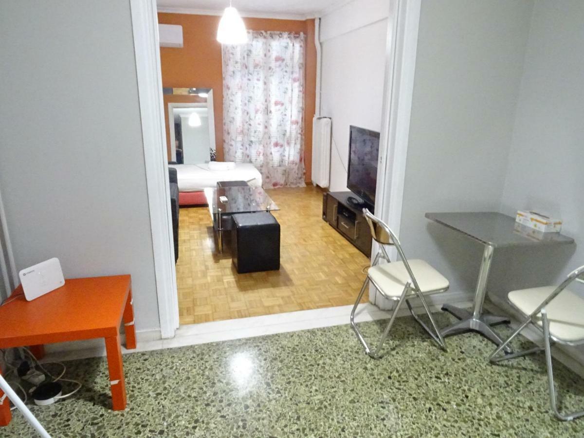 Down Town Comfort Apartment Athens Ngoại thất bức ảnh
