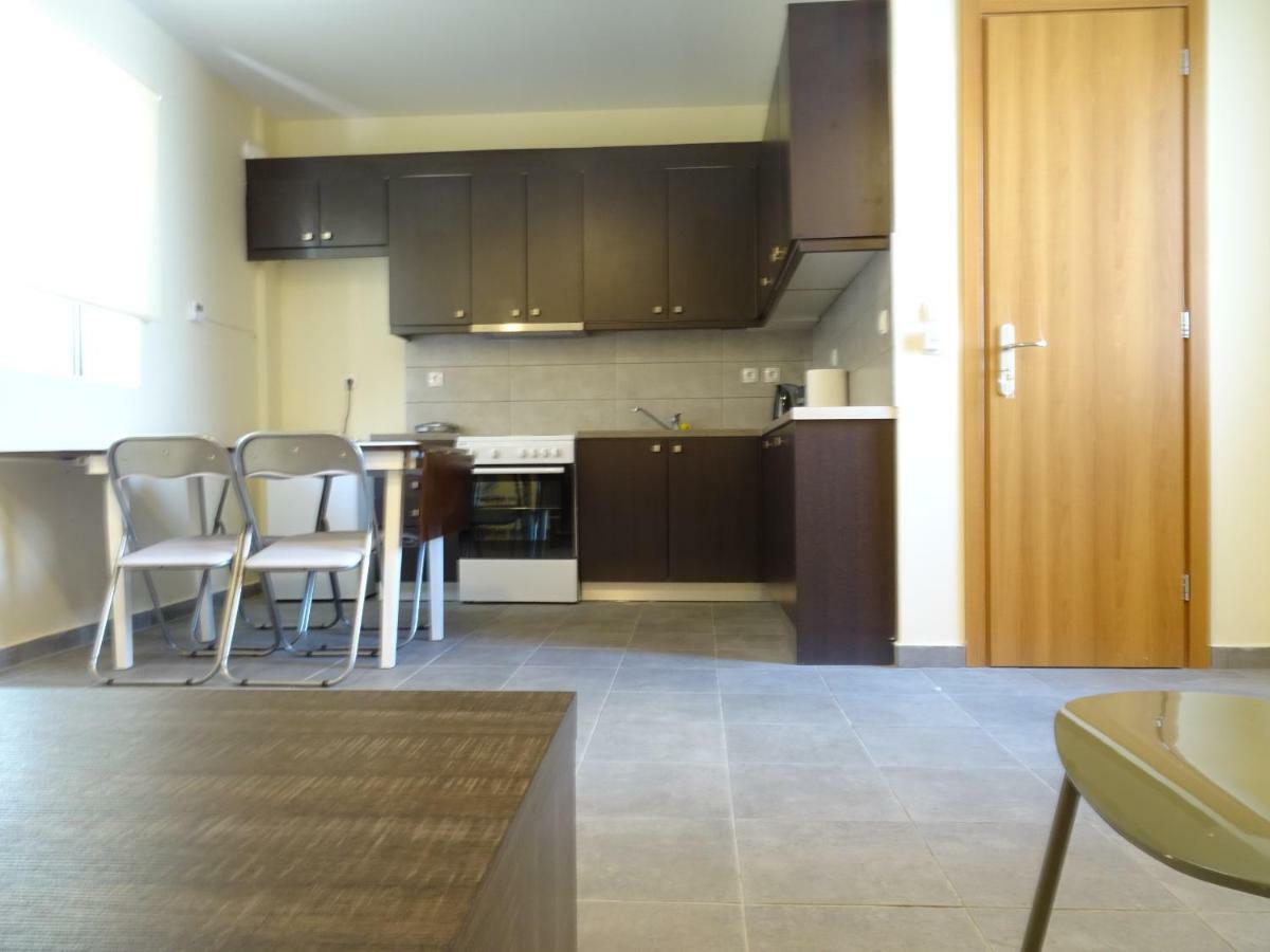 Down Town Comfort Apartment Athens Ngoại thất bức ảnh